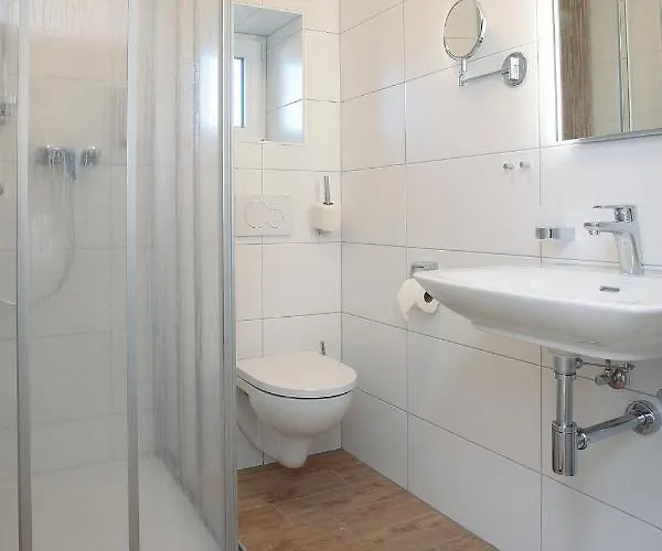 Landgasthof Linde 3* Nuertingen